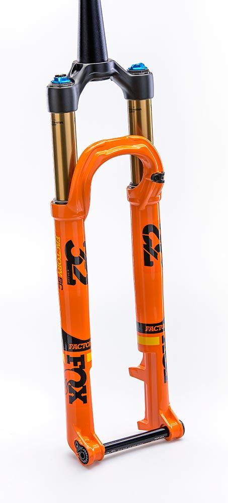 FOX FACTORY 32 FLOAT FIT CTD 29インチフォーク BK.jpg